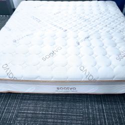Saatva Memory Foam Hybrid Mattress Queen For sale!