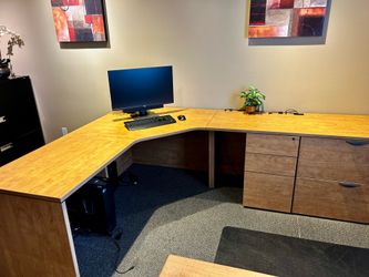 Corner Desk