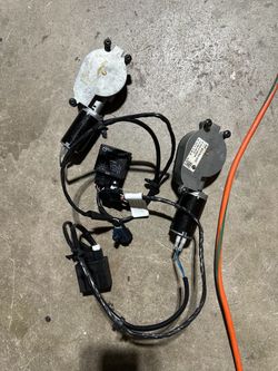 Toyota Avalon rear sunshade motor