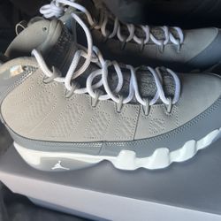 Air Jordan 9 Retro “Cool Grey”