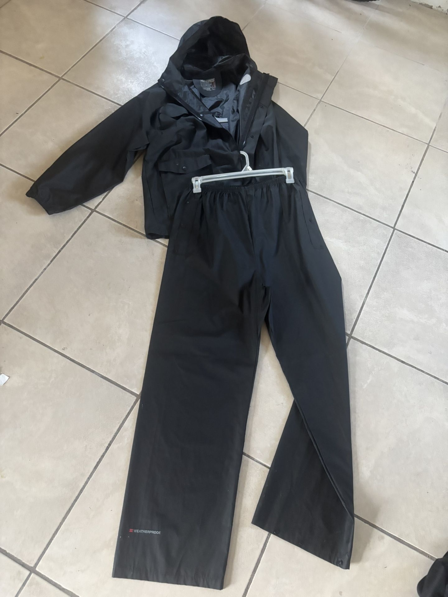 Weatherproof 32 Degrees Rain Suit Size L Black