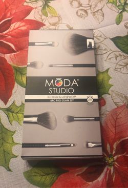 Moda brushes