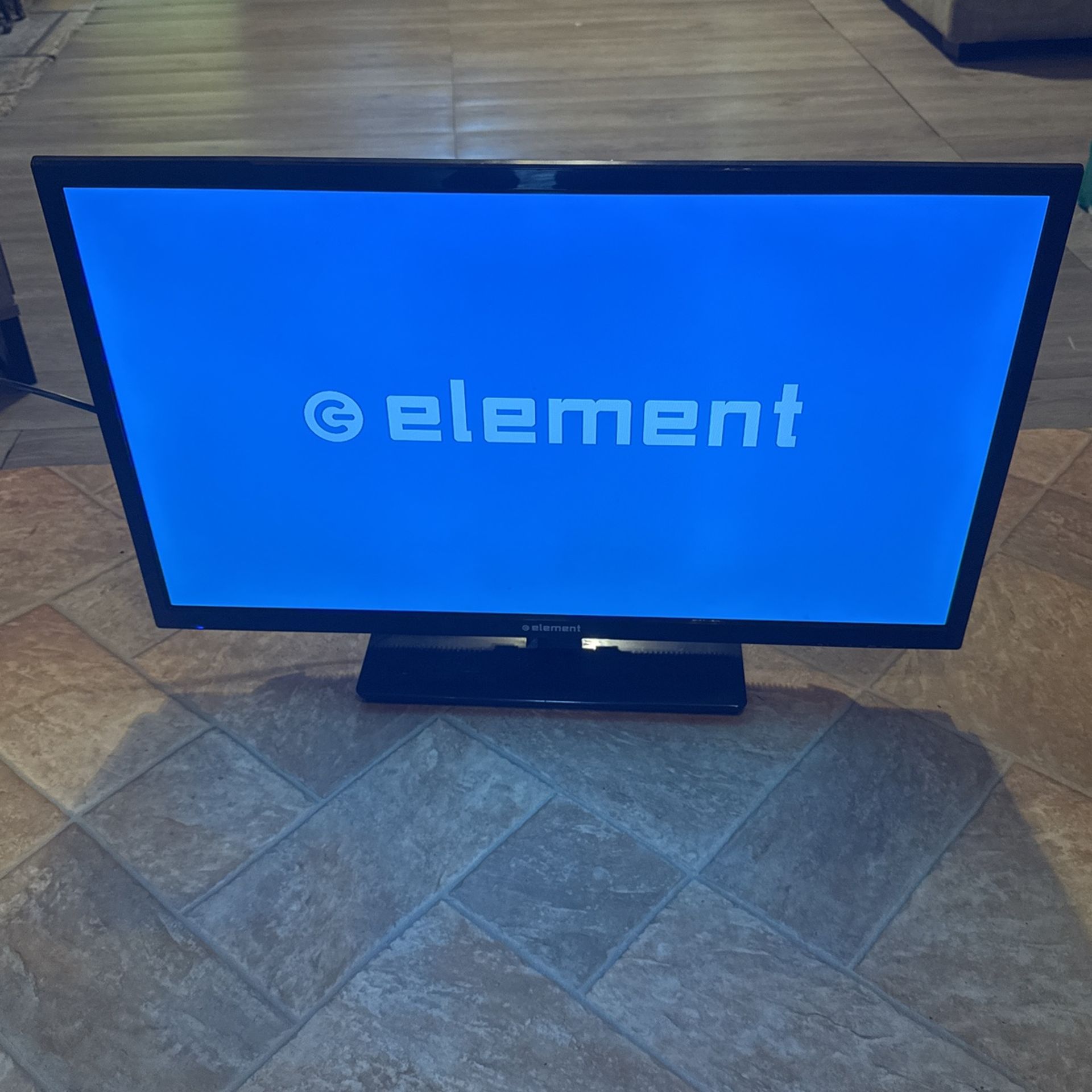Element Tv 32in for Sale in Houston, TX - OfferUp