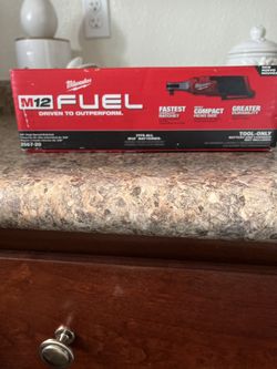 Milwaukee M12 FUEL 12-Volt Lithium-Ion Brushless Cordless High Speed 3/8 in. Ratchet (Tool-Only)