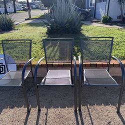 Metal patio chairs X 3