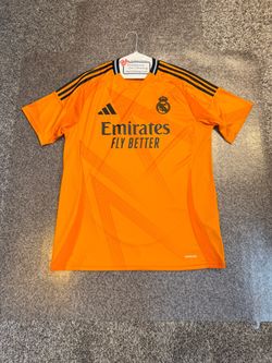 Real Madrid jersey size large