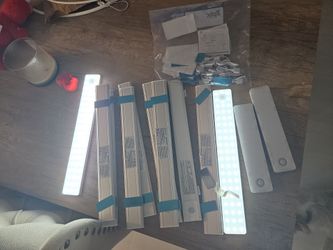 Indoor under the cabinet lights (13 units)