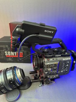 FX6 Full-Frame  (Body Only With Free Cage) Like New Sony Cinema Camera