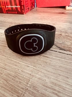 Disney Parks Magic Band Mickey Black with USB Charger