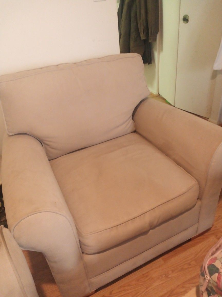 Couch And Chair Home & Garden