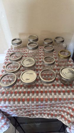 Ball Mason Jars with Lids – Set of 16