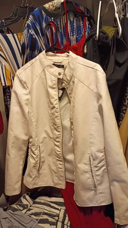Women clothes lg 1x  7 pieces