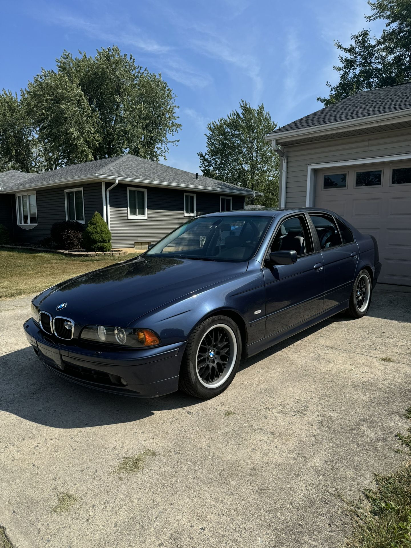 2002 BMW 530i