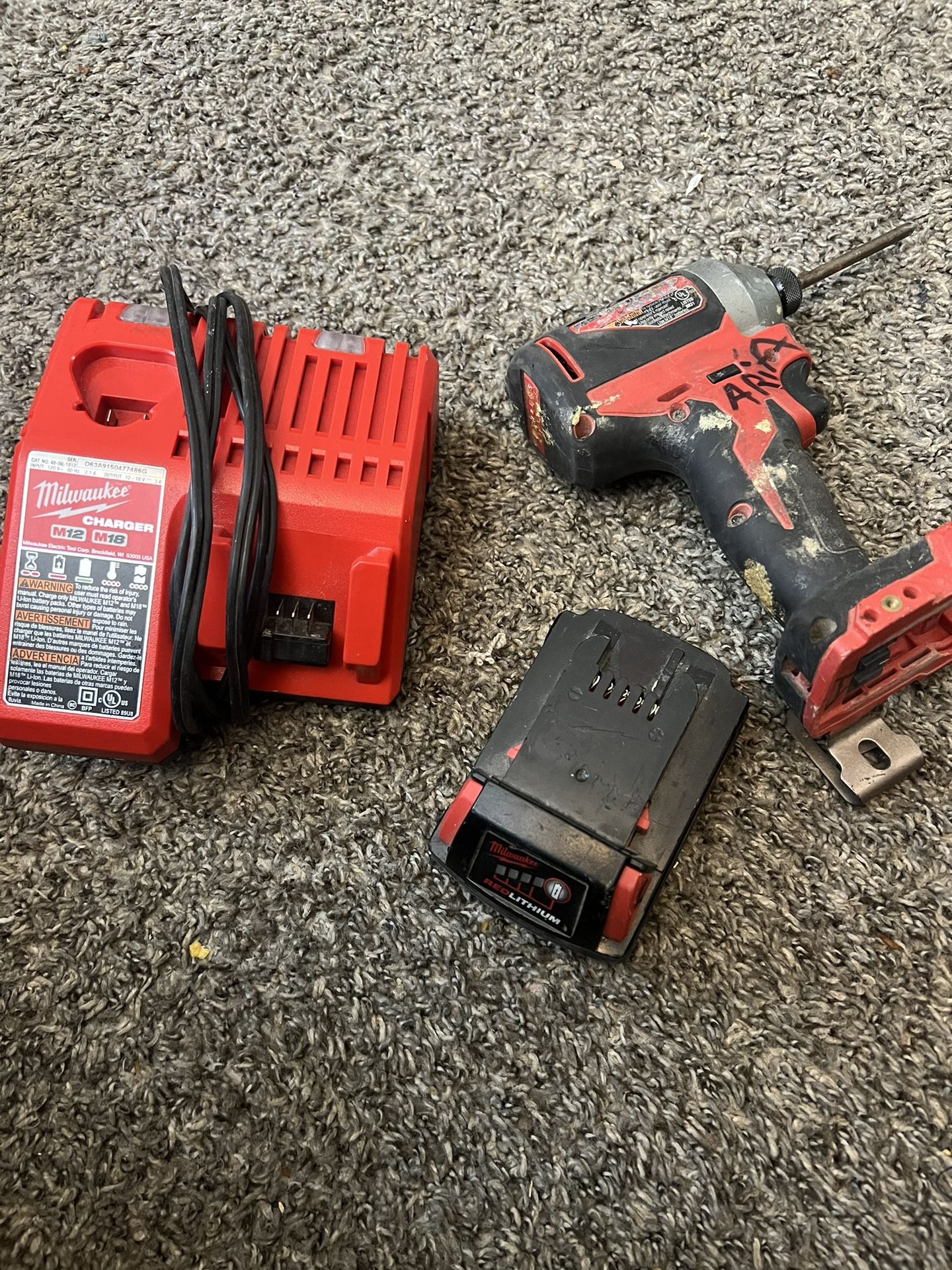 Milwaukee 2657-22CT M18 2-Speed 1/4" Hex Impact Driver Kit