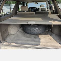 1(contact info removed) Toyota 4Runner retractable cargo cover