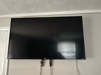 TCL 27” TV