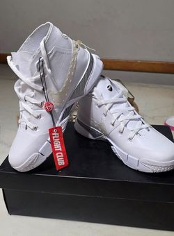 Nike Zoom Kobe 1 White High-Top Sneakers