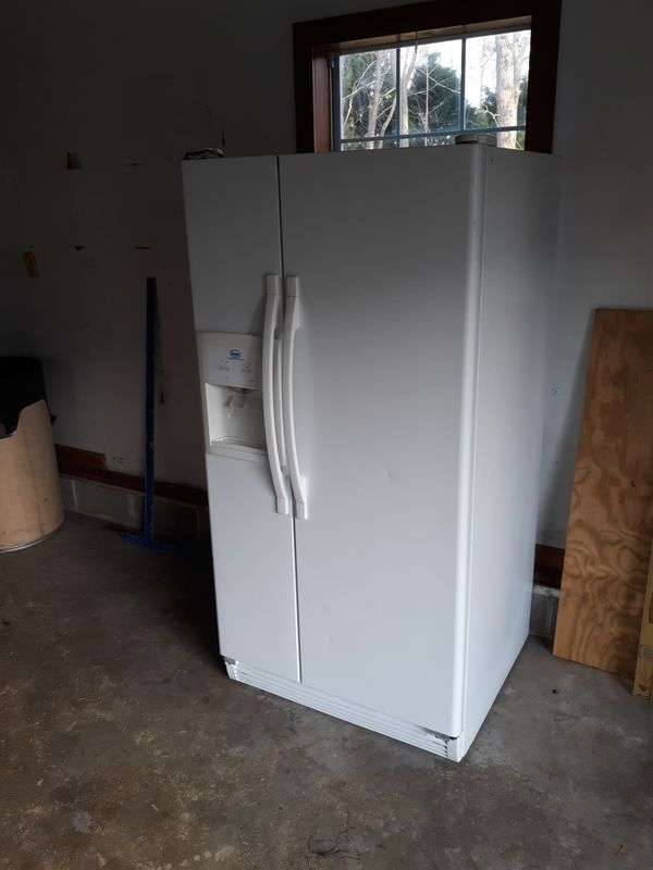 Whirlpool roper fridge for Sale in Chesapeake, VA OfferUp
