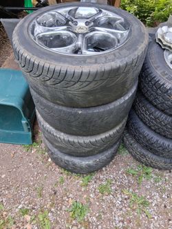 Tires  5x114 an the steel tires are off a accord 4 lug with snow tires on them