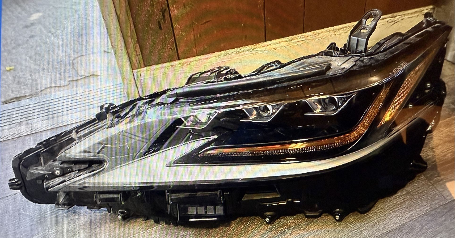 2020 Lexus ES-350 Left Side headlight L E D