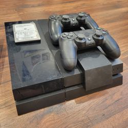 PS4 1Tb For Sale With 2 Controllers And 5 Games