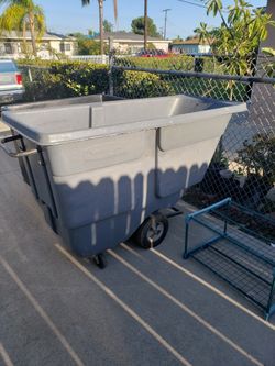 Trash Bins Utility Bins