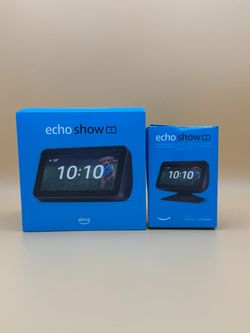 AMAZON ECHO SHOW 5 WITH ADJUSTABLE STAND USED