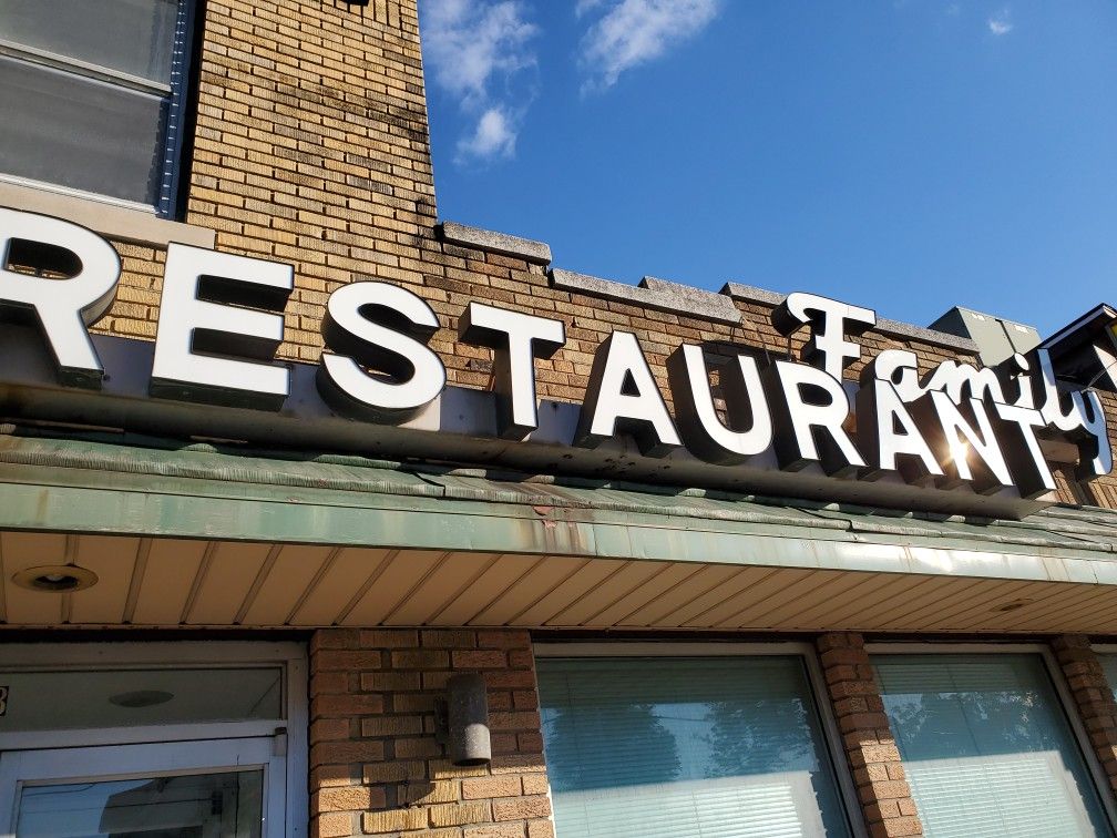 Vintage Signs (Family Restaurant)