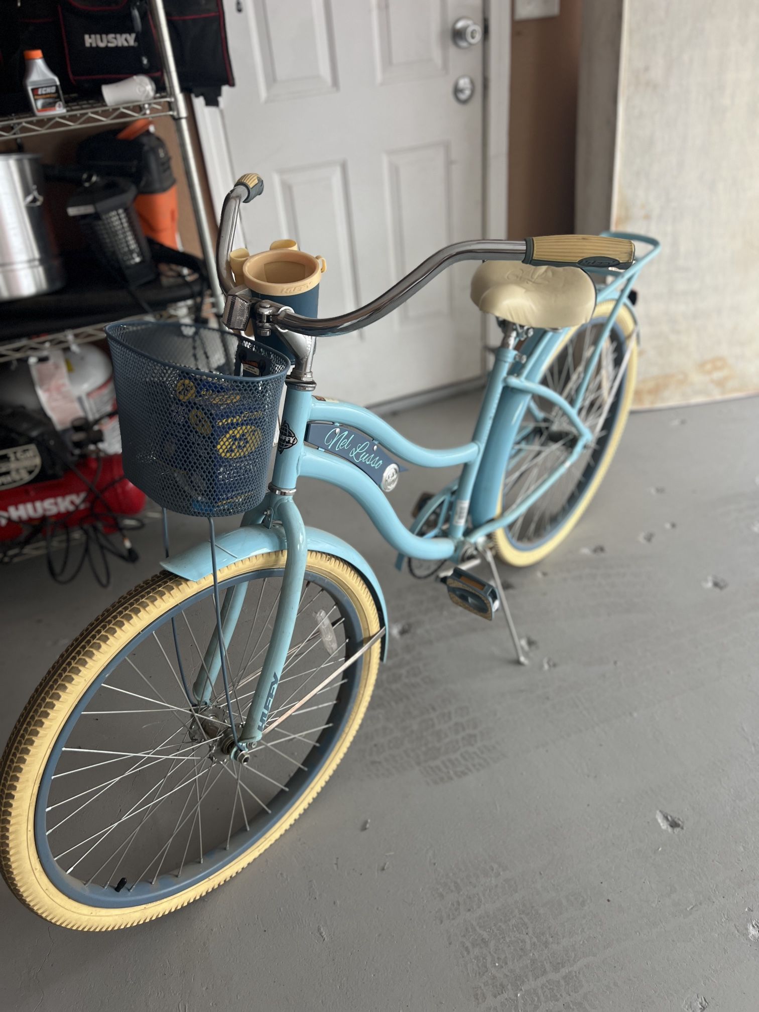 Huffy Nel Lusso Cruiser Bike 26"