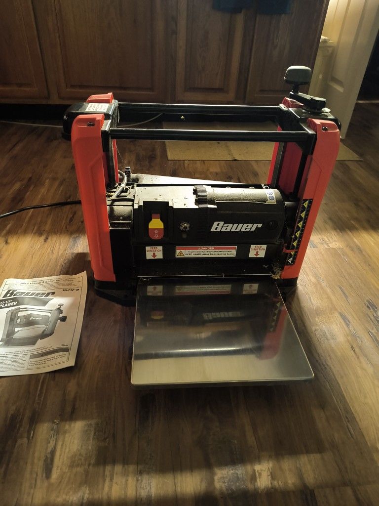 Bauer Portable Thickness Planer w/ Replacement Knives and Manual