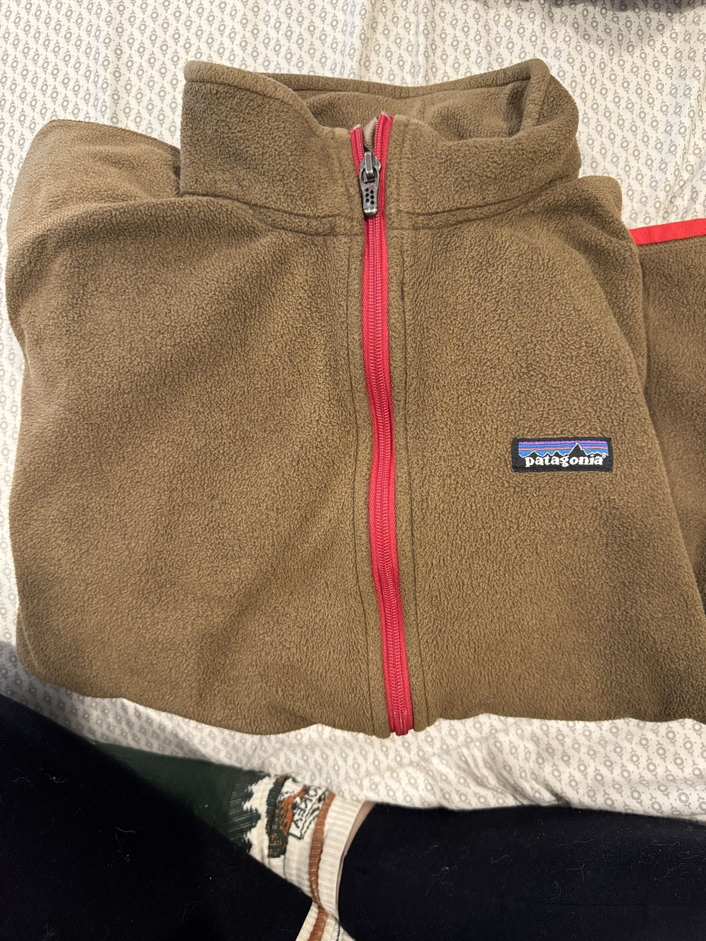Patagonia Brown Zip up- Men’s Large