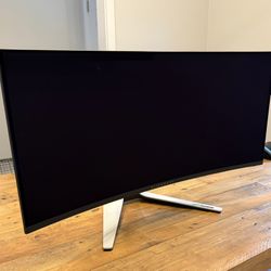 Alienware 34” QD-OLED Gaming Monitor