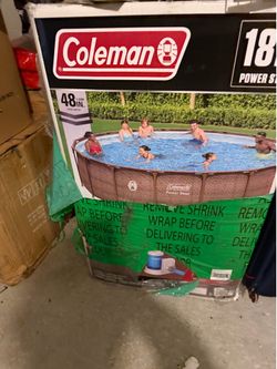 Colman pool with pump