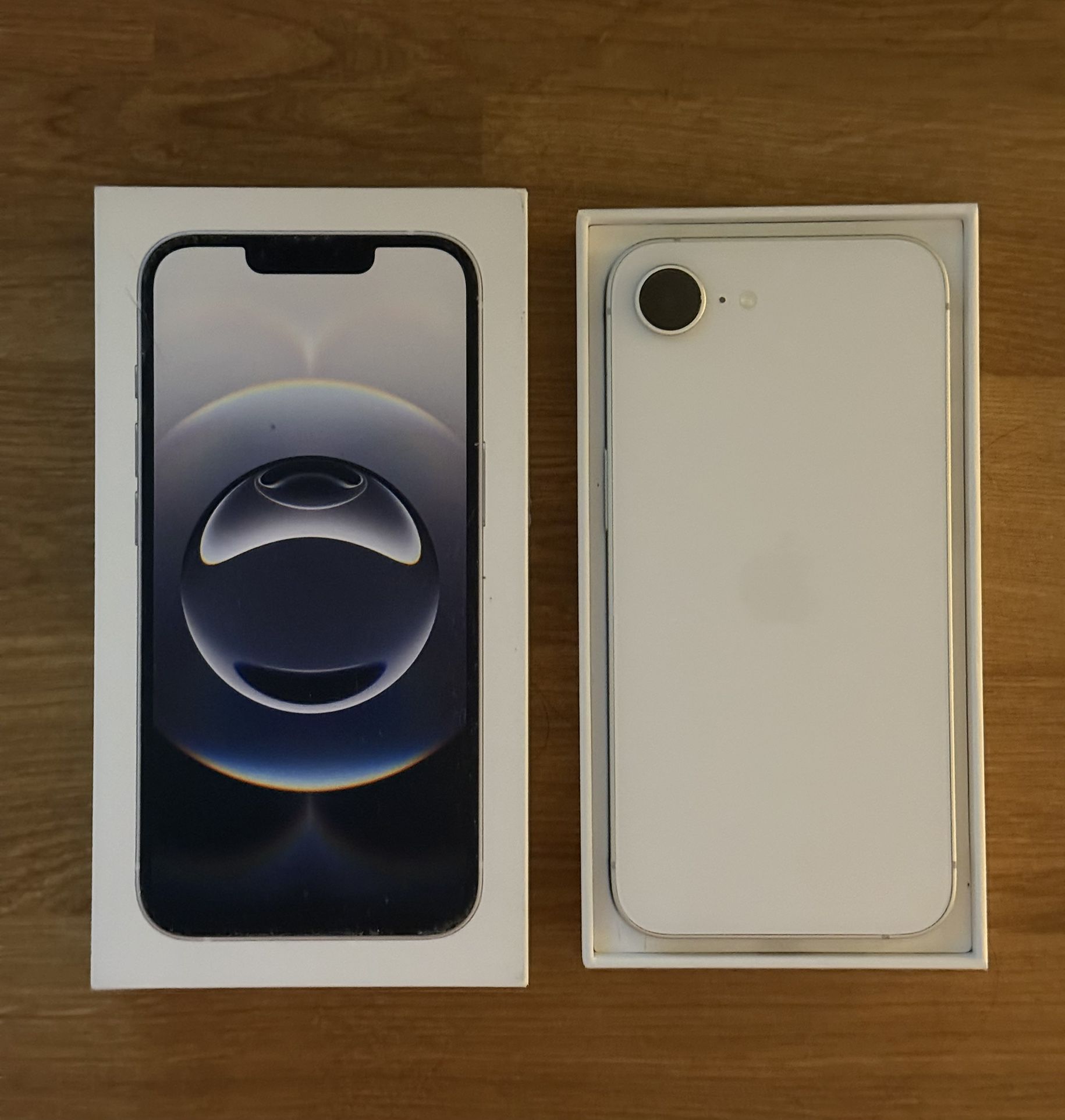 Apple iPhone 16e 128GB White (Unlocked) - Model A3212