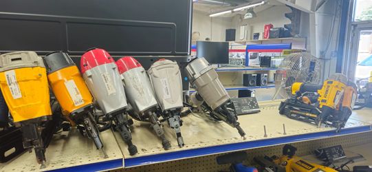 Work tools roofers, nailer, finishers, frame