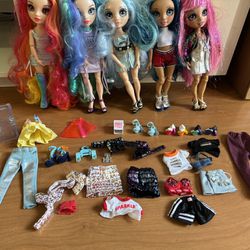 Rainbow High Dolls set with 5 Dolls and Acessories