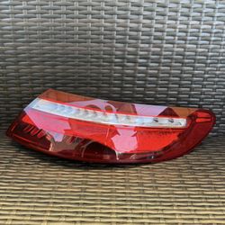 2017 2018 2019 2020 2021 Mercedes-Benz E400 COUPE Right Passenger Side Tail Light OEM