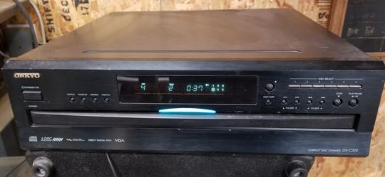 Onkyo CD player