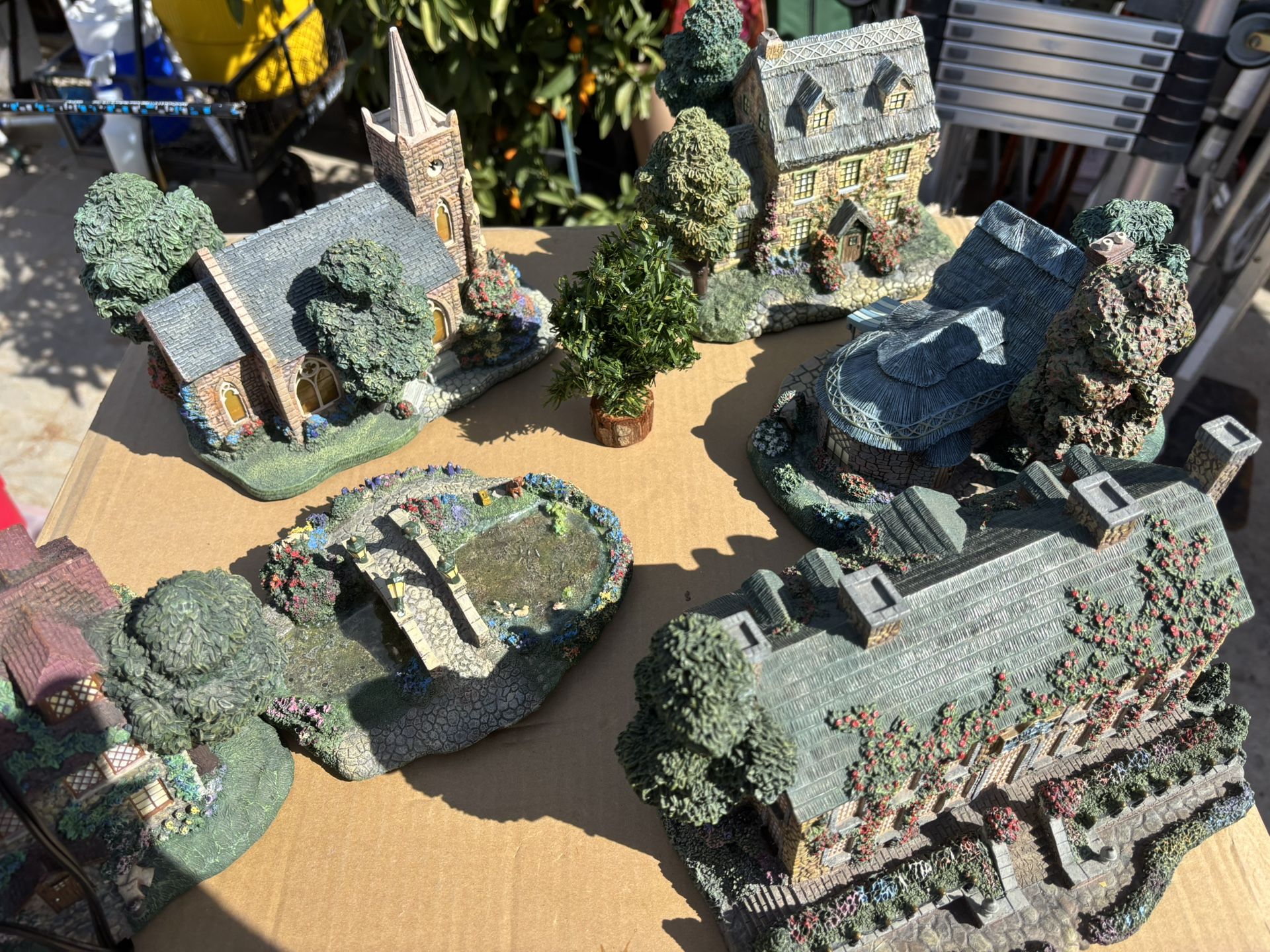 Thomas Kinkade Porcelain Figures