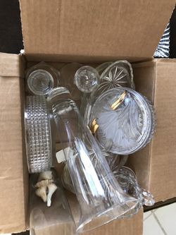 VINTAGE GLASS/CANDY/VASE/ETC