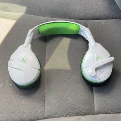 Turtle Beach Wirless Headset (XBOX)