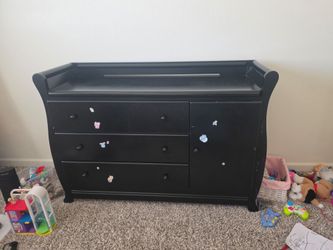 Changing Table Dresser