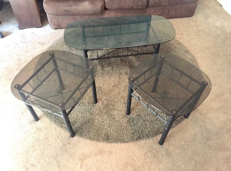 Glass-top coffee table with 2 matching end tables