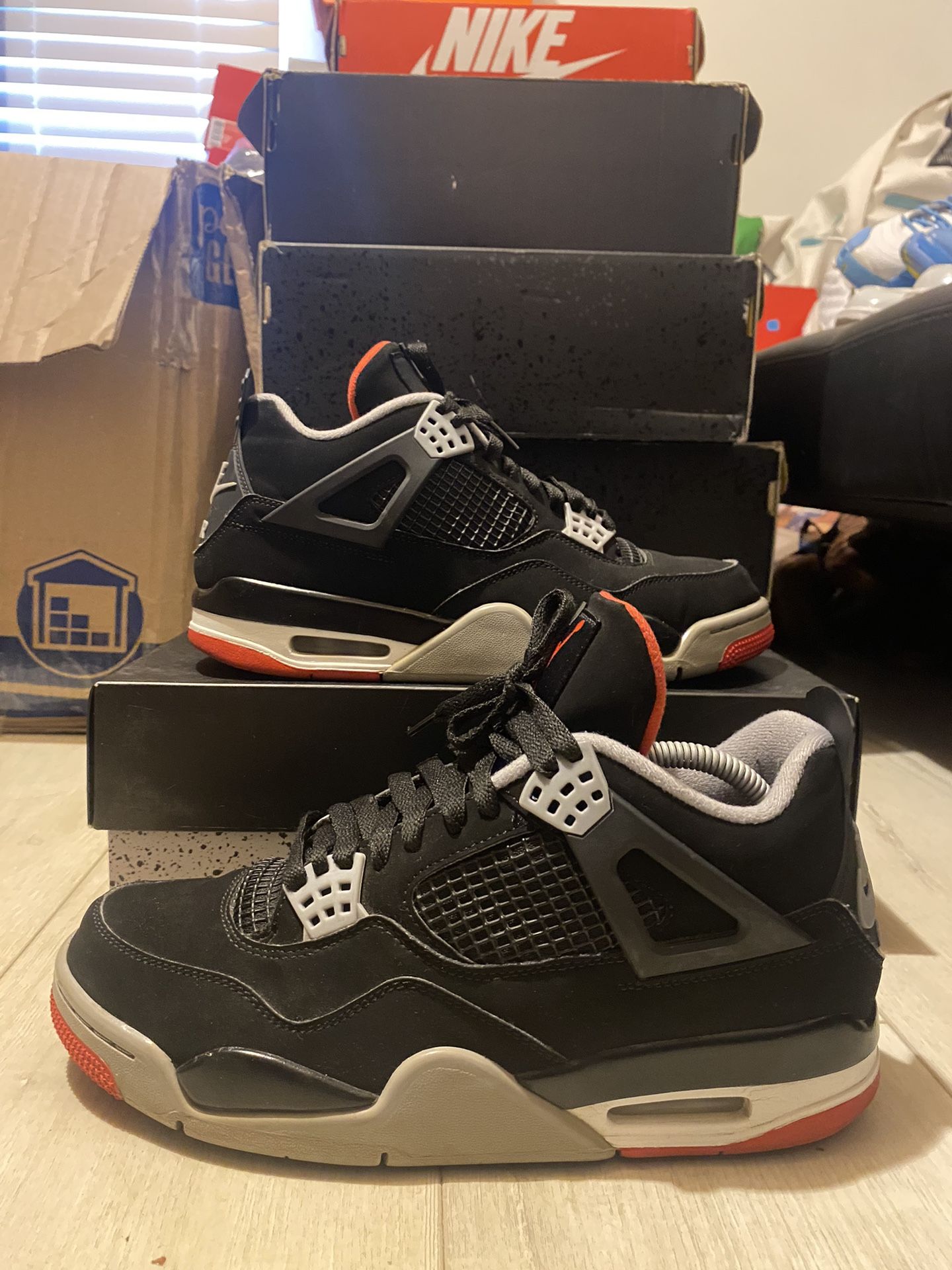 Jordan 4 Breds 2019