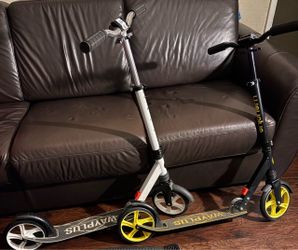 WayPlus Kick Scooters – Set of Two
