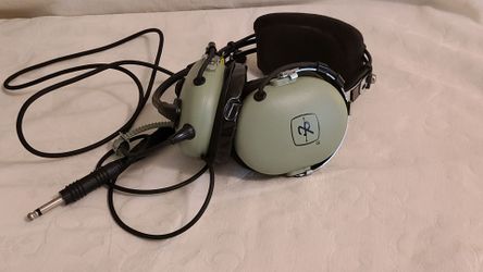 David Clark H10-13.4 Aviation Headset Dual Plugs Mic Foam Needs Replaced