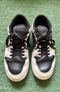 Jordan Black And White Sneakers