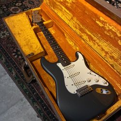 2012 American Fender Stratocaster (Warmoth Neck)