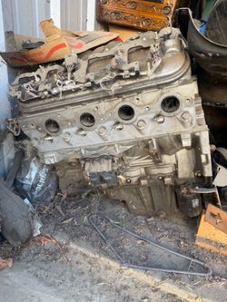Ls1 from 2000 SS Camaro. Hole in block. Heads/intake good