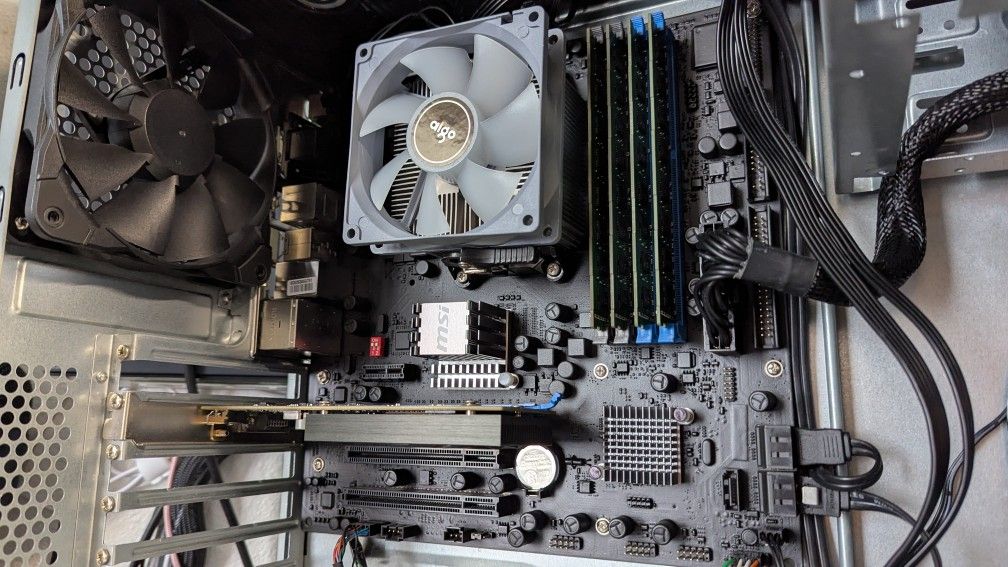 AMD Athlon X4 ll 635 Desktop